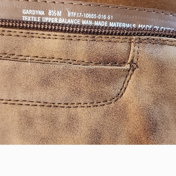 Womens Baretraps Gardyna tall brown boots size 8.5 - Picture 2 of 4